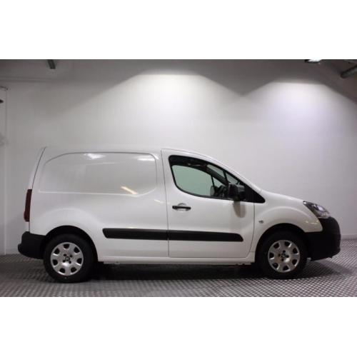 2016 Peugeot Partner L1 1.6 HDi 75 Professional Van Diesel white Manual