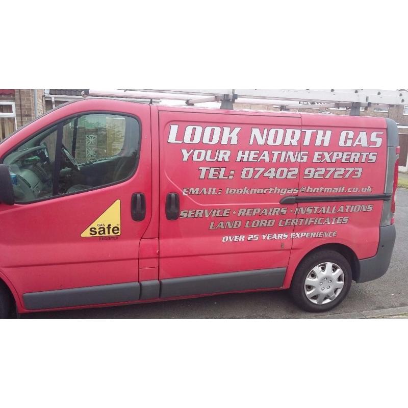 Mot till april 2017, boarded out and inside racking, full service history.
