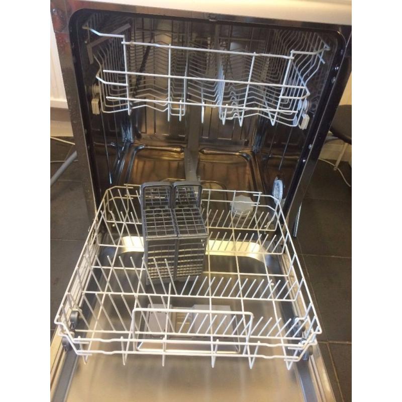 Candy Full Size Dish Washing Machine (in good working order)