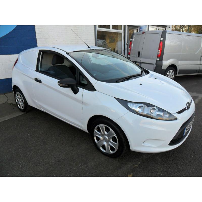 FORD FIESTA VAN 1.4TDCi 70PS 3DR DIESEL EURO 5 WHITE 61REG