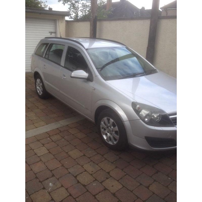 Vauxhall astra1800 petrol estate. Automatic 55reg mk5