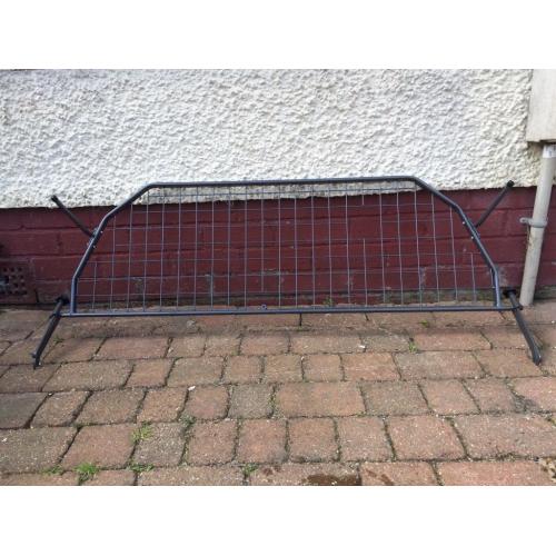 Travall dog guard Kia Sorento 2002-2009