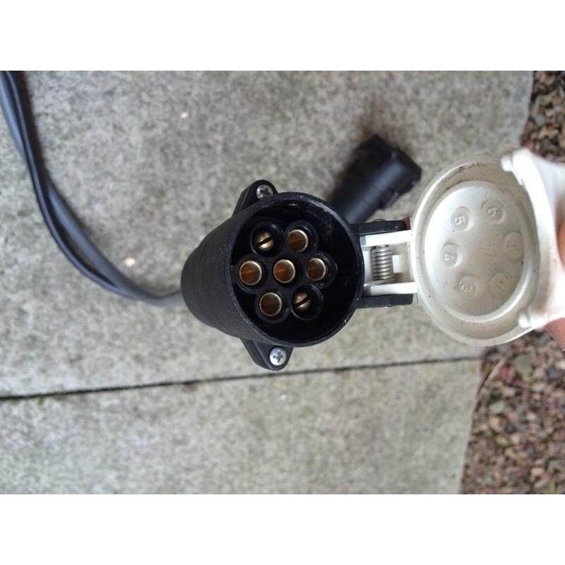 CARAVAN 13 PIN LEAD ADAPTOR