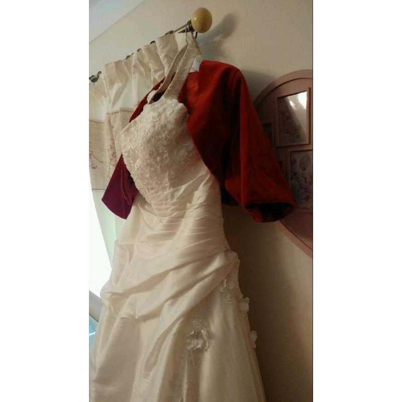 Wedding dress size 20 to 22
