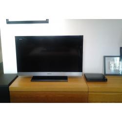 Sony Bravia 32" Full HD 1080p Freeview HD 100Hz 4 hdmi USB Smart LCD LED TV LAN DLNA