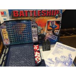 Board game battleship children's travel game complete fun