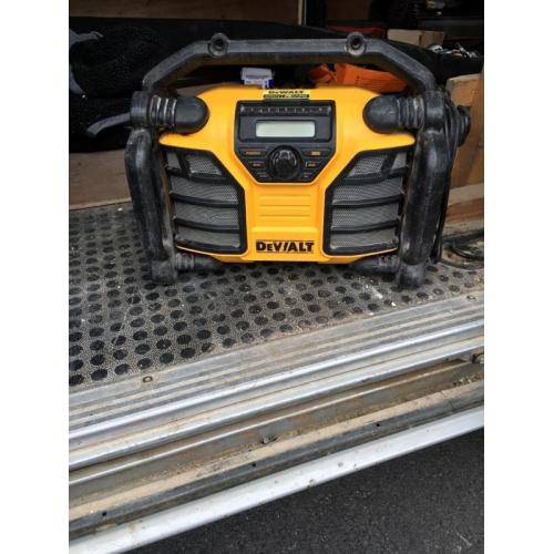 Dewalt radio
