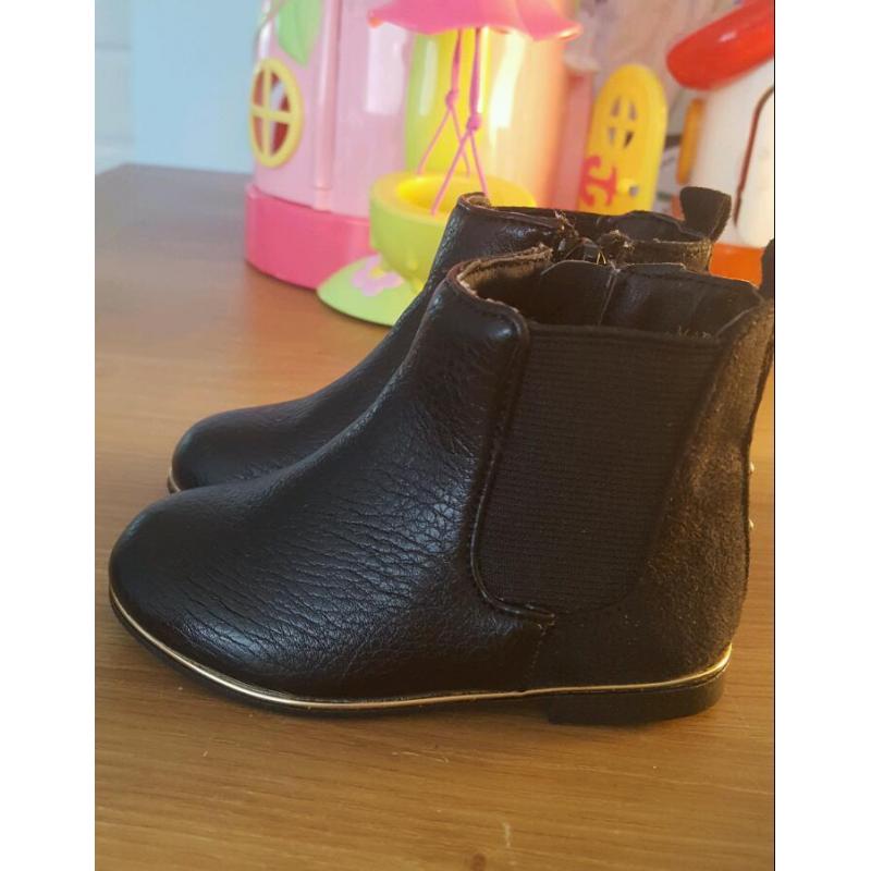 Baby River Island Black Boots