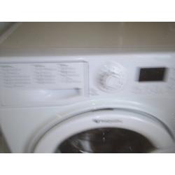 HOTPOINT AQUARIUS WMFG741 washing machine in white, good condition