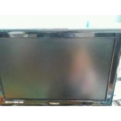 19 inch tv with dvd player a d docking station