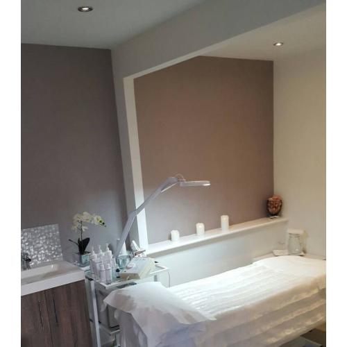 Beauty Therapist