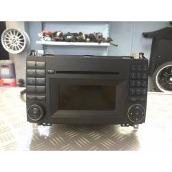 MERCEDES SPRINTER A169 MF2830 A1699002000 CD PLAYER RADIO 2010 - 2015