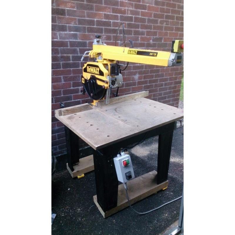 DEWALT DW729 RADIAL ARM SAW ( CAST IRON)