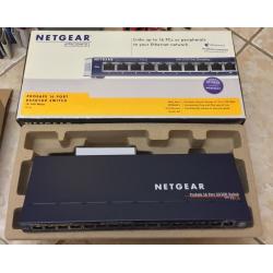 COMPUTER ACCESSORIES INC NETGEAR 16 PORT LAN SWITCHER , BELKIN KVM, 17" MONITOR & LOTS MORE!