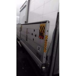 LORRY 7.5 TONNE WITH DRIVER