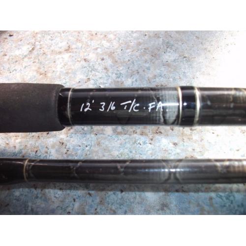 SHIMANO 12FT TWO PIECE CARP FISHING ROD 3.0LB TEST CURVE IN EXCELLENT CONDITION