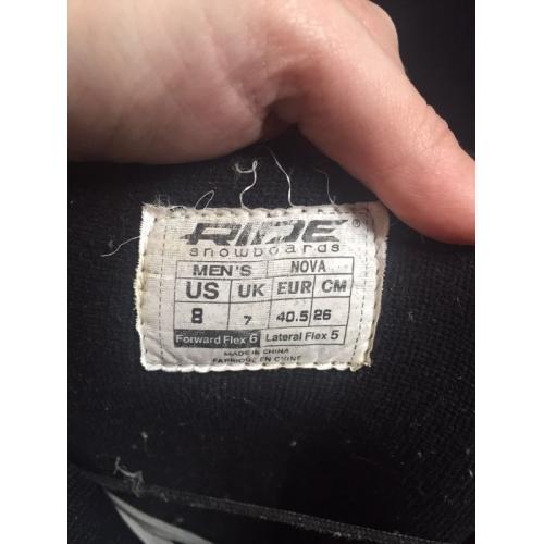 Ride snowboarding boots size 7