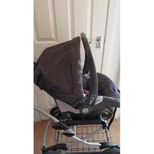 Isofix Mamas and papas primo vivaggio car seat