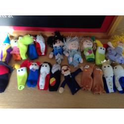 2x puppet theatres