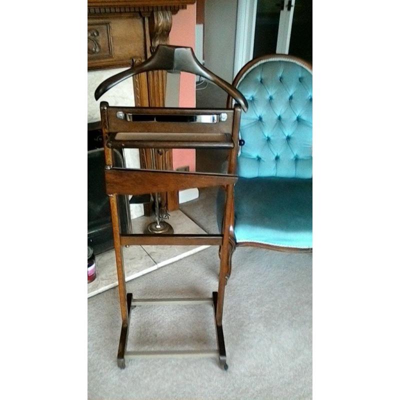 Vintage Oak Valet Trouser Press. The Versatile Valet - Corby Of Windsor