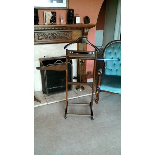 Vintage Oak Valet Trouser Press. The Versatile Valet - Corby Of Windsor