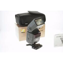 Nikon SB-600 Speedlight Flash. As new, boxed with accessories.