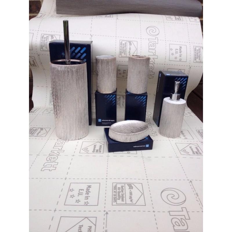 only 1 set left ..Shower drape bathroom set in silver ceramic...