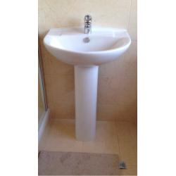 Wash Basin & Pedestal, Tavistock Jazz. new never used