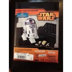 Disney Star Wars R2D2 desktop vacuum - new