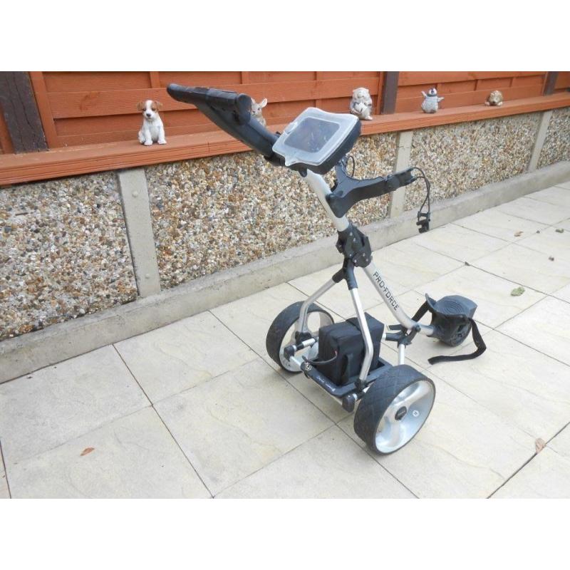 Pro Force electric golf trolley: three tears old, little used:including carrying bag