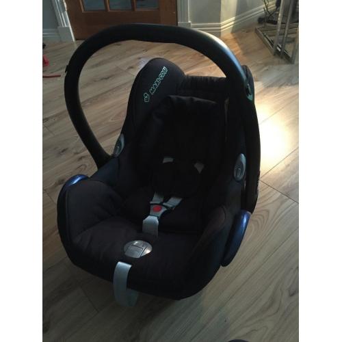 Maxi-Cosi CabrioFix baby Car Seat and Rain Cover