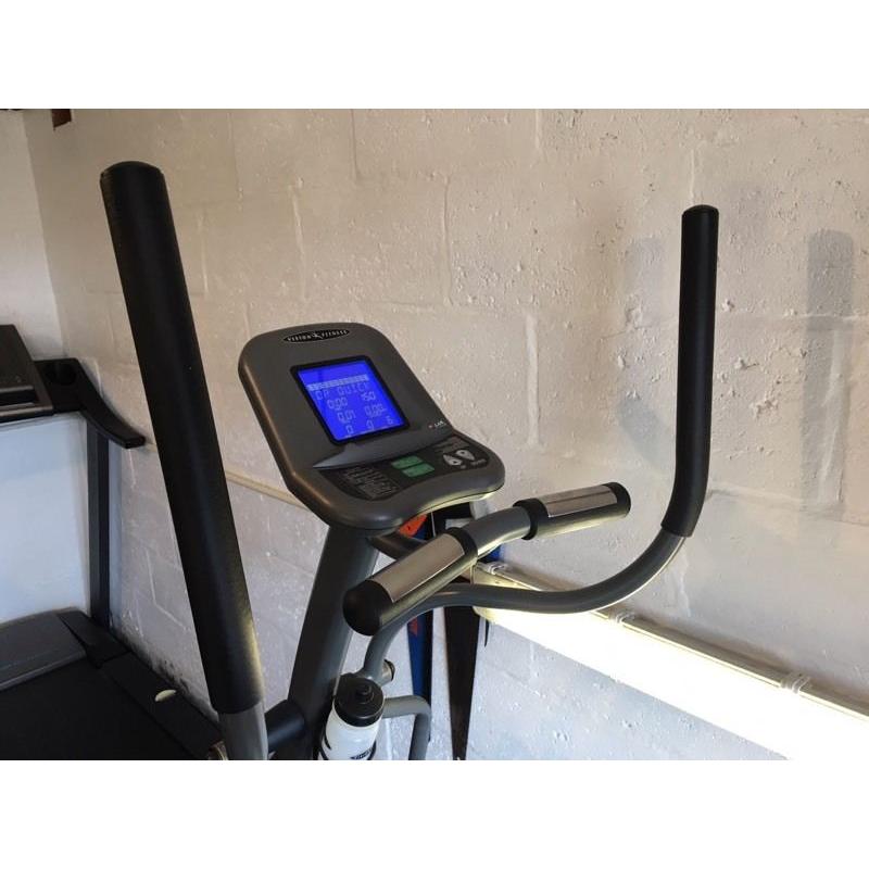 Cross Trainer