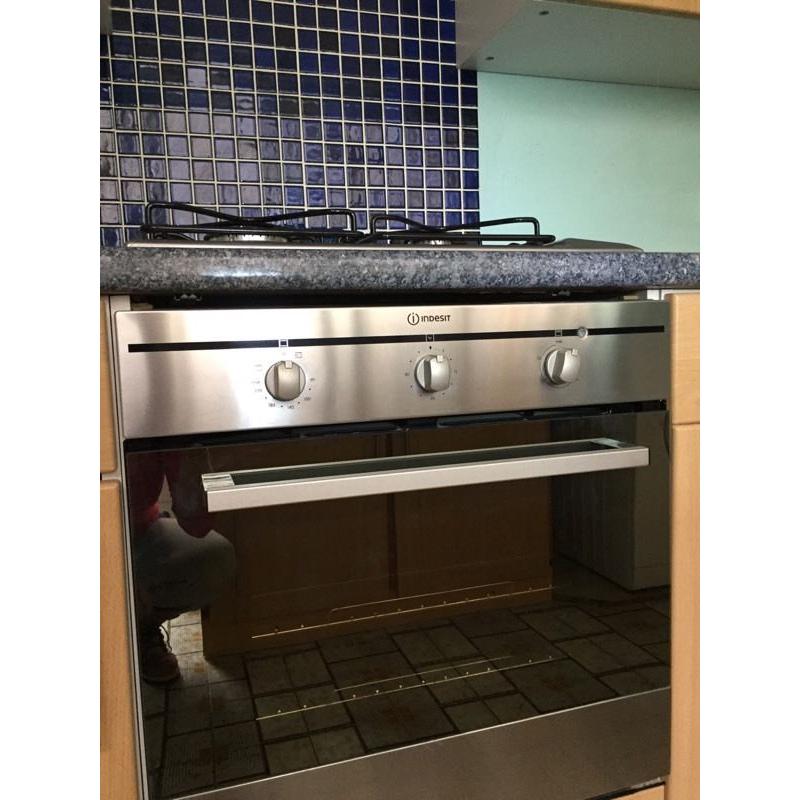iNDESIT OVEN