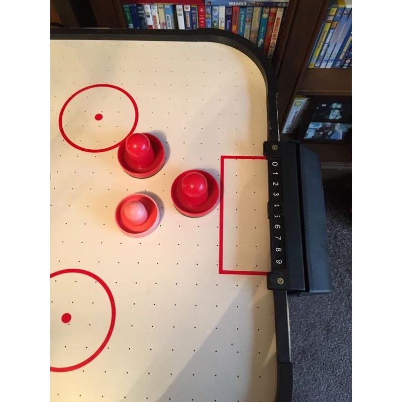AIR HOCKEY TABLE