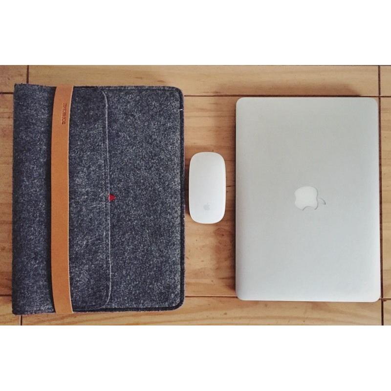 MacBook Pro Retina 2015 - 3.1GHz i7 8GB 256GB - Case and Magic Mouse included.