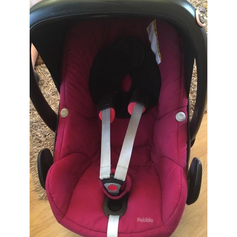 Maxi cosi pebble with rain cover