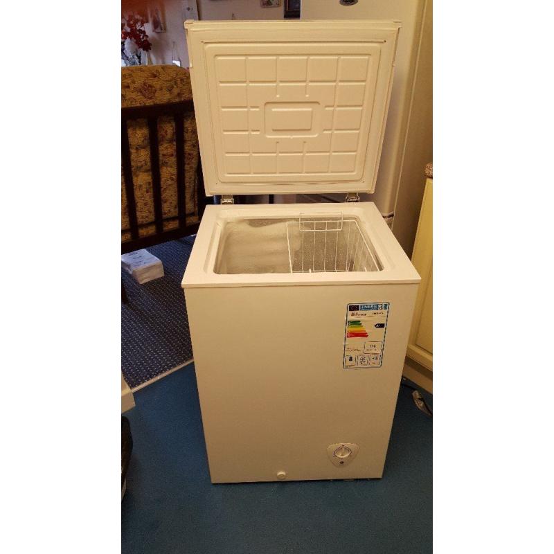 chest freezer for sale only 6 months old