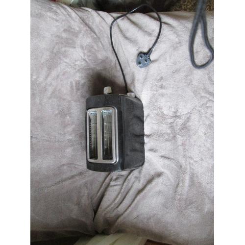 ASDA TOASTER BLACK COLOUR WORKING ORDER