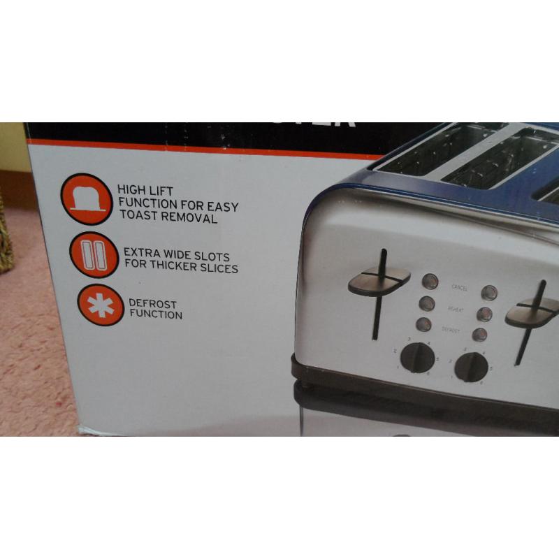 Brand New in Boxes High Gloss Blue Sainsbury's Kettle and Matching 4 slot Toaster