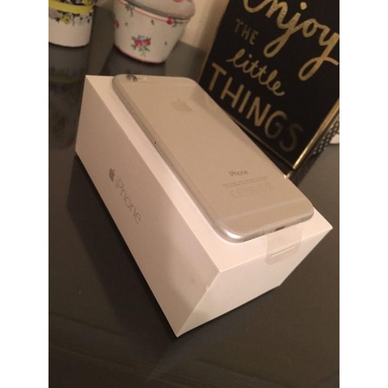 iPhone 6 silver 16 gb ( brand new )