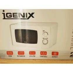***Bran New*** Microwave & Kettle & Toaster Set