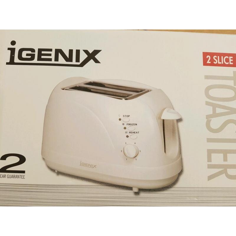 ***Bran New*** Microwave & Kettle & Toaster Set