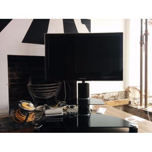 40 inch Samsung TV