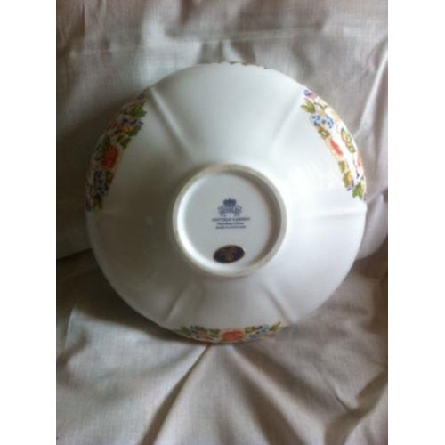 Aynsley Bowl, Modern, Well known shape and pattern