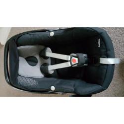 Maxi cosy pebble car seat