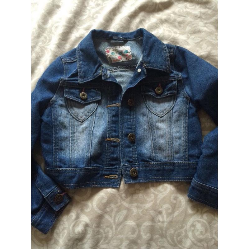 3 girls jackets 5-6, 6-7