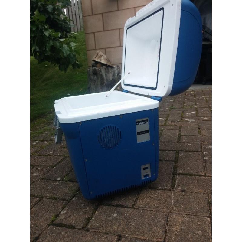 Halfords 12v Powered Coolbox