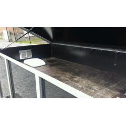 TWIN WHEEL 4 COMPARTMENT DOG TRAILER WITH AIR CON AND HINGED LID COMPARTMENT