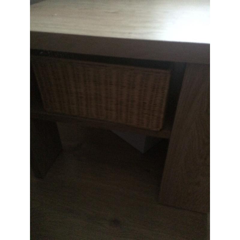 Table....side/end oak effect table/storage wicker shelf underneath , excellent condition....