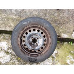 165/70/14 tyre on renault clio wheel
